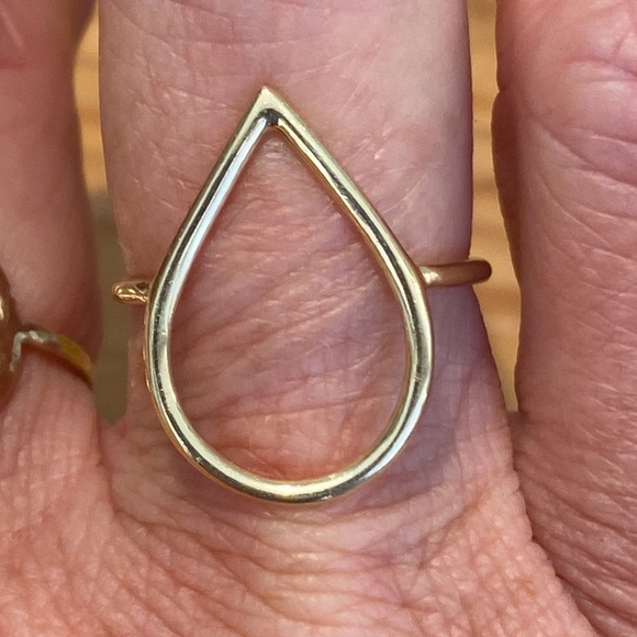 🎉 ARTISAN MADE GOLD FILLED LARGE TEAR DROP RING‼️ - Picture 3 of 8